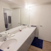 Отель Stay With Ease Hospitality! 3 Bed 2 Bath, фото 8
