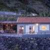 Отель A Haven by the Sea, Casa da Rocha de Baixo,, фото 1