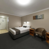 Отель The Cosmopolitan Motel and Serviced Apartments, фото 38