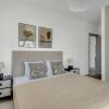 Отель Sanders Elgio - Pleasant 2-bdr Apt w Balcony, фото 3