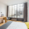 Отель Charmant Appartement Quai des Chartrons, фото 1