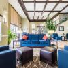 Отель Comfort Inn & Suites Greenwood near University, фото 13