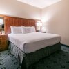 Отель Bicycle Street Inn and Suites, фото 28