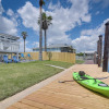 Отель Waterfront Galveston Bay Retreat - 4 Mi to Beach!, фото 13