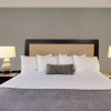 Отель Ramada by Wyndham Kamloops, фото 2