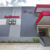 Отель RedDoorz Plus near Ronggowarsito Museum Semarang, фото 15