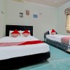 Отель OYO 92431 Grand Bintang Guest House, фото 15