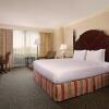 Отель Hilton New Orleans Airport в Кеннере