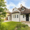 Отель Stunning 5 Bed in the Centre of Bourton, фото 16