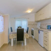 Отель Paradise Bay Apartments, фото 12