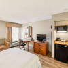 Отель Days Inn by Wyndham Raleigh-Airport-Research Triangle Park, фото 1