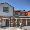 Отель The Rochford Hotel в Рочфорде