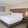 Отель Holiday Inn Express South Burlington, an IHG Hotel, фото 4