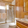 Отель Moose Creek Chalet, фото 14
