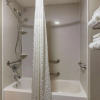 Отель Comfort Suites Pineville - Ballantyne Area, фото 11