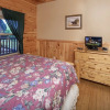 Отель Bear Hugs - Great Cabin! 2 Bedroom Cabin by RedAwning, фото 13