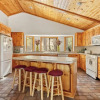 Отель Hunter's Retreat in Upper Moonridge!, фото 13