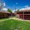 Отель Casa de Henrichs & The Den Spacious Backyard, фото 12