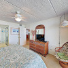 Отель New Listing! Gulf-view Beauty W/ Pools, Gym, Sauna 3 Bedroom Condo, фото 6