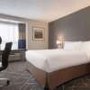 Отель Microtel Inn & Suites By Wyndham Lloydminster, фото 4