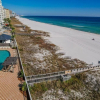 Отель Stunning Views, 3bd/2ba w/ Private Balcony, фото 18