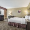 Отель Quality Inn & Suites Downtown, фото 42