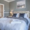 Отель Gwynne House - 6 Bedroom Luxurious Holiday Home - Tenby Harbour, фото 32