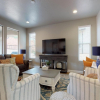 Отель Twelve Oh Seven 4 Bedroom Apts, фото 18