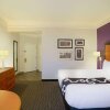 Отель La Quinta Inn & Suites Westport, фото 10