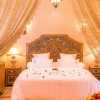 Отель Riad Tahyra в Марракеше