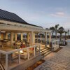 Отель Hilton Grand Vacations Club Ocean Oak Resort Hilton Head, фото 1