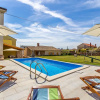 Отель Apartment With Private Pool in Pula, фото 14