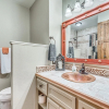 Отель Ruidoso Mountain Home w/ Hot Tub & 3 Decks, фото 15