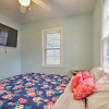 Отель Sunrise Beach Cottage w/ Dock & Boat Launch!, фото 6