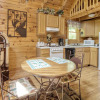 Отель Cupids Hideaway by Heritage Cabin Rentals, фото 4