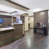 Отель Days Inn & Suites by Wyndham Arlington Near Six Flags, фото 11
