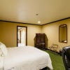 Отель OYO Pinewood Inn & Suites Silsbee, фото 22