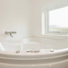 Отель Delux Holiday Home in Lemvig With Whirlpool, фото 10