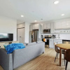 Отель CozySuites at Block20, фото 12