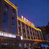 Отель Jingdu Holiday Hotel, фото 1