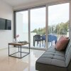 Отель Phaedrus Living: Seaside Luxury Flat Harbour 103, фото 6