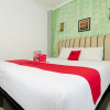 Отель RedDoorz @ Megamendung, фото 15