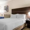 Отель Holiday Inn Express & Suites Chicago West - St Charles, an IHG Hotel, фото 12