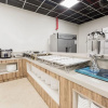 Отель Shining Glory House - Hostel, фото 15