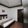 Отель OYO 12789 Hotel Aaron Castle в Нью-Дели