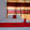 Отель RedDoorz near Betoambari Airport Bau Bau, фото 15