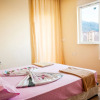 Отель Spacious 2 Bedroom for 5 With Mountain View Free Wifi, фото 12