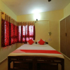 Отель OYO 4303 Flora Home Stay, фото 10