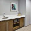 Отель Hampton Inn by Hilton Detroit Dearborn, фото 17