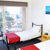 Отель BUNK Surfers Paradise - International Backpacker Hostel, фото 3